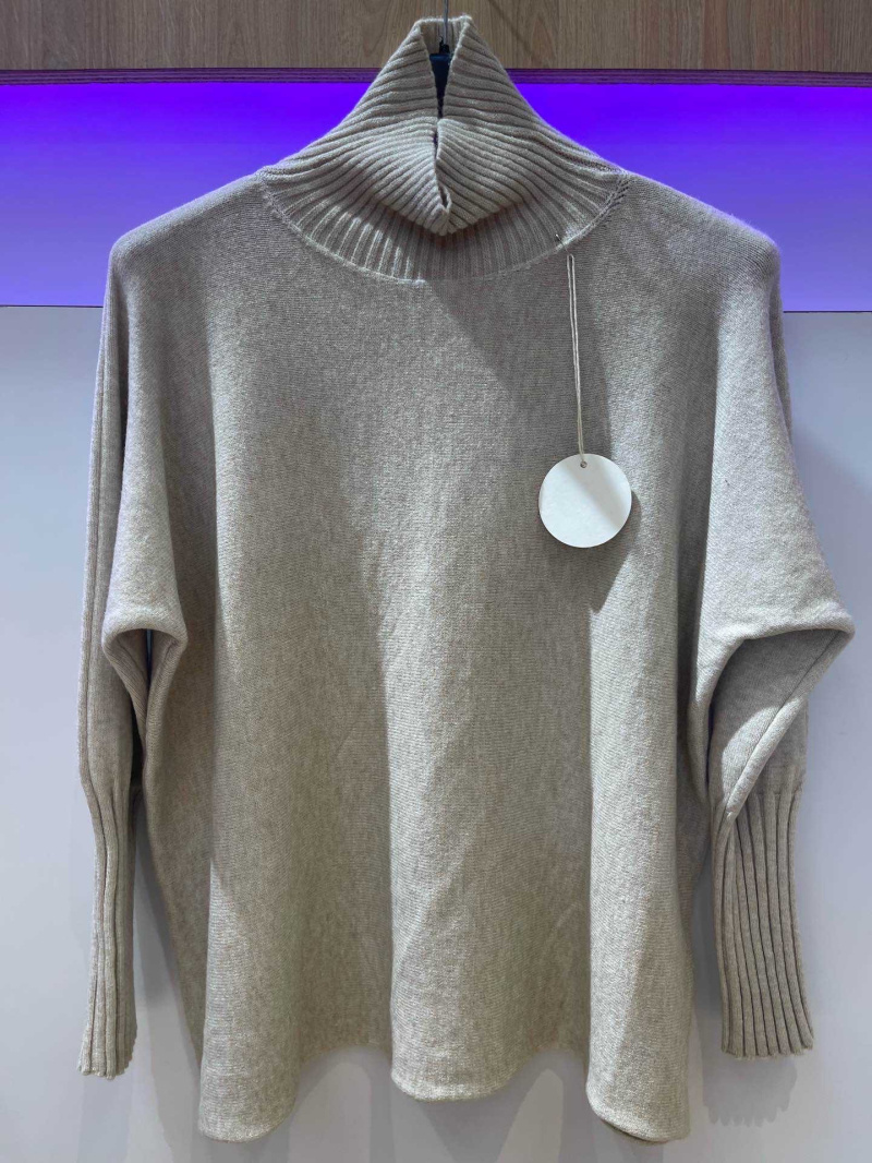 Wholesaler VIVICHY - TURTLE NECK SWEATER