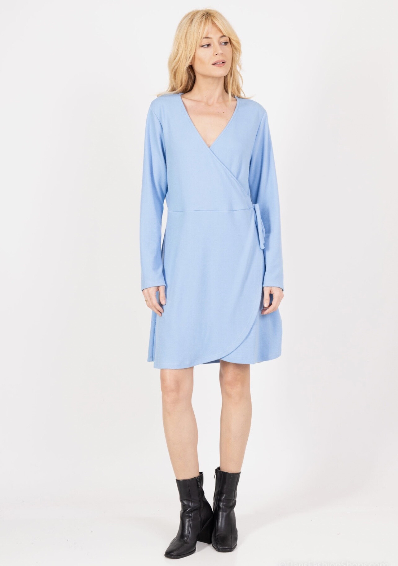 Mayorista VIVICHY - Vestido cruzado de Devan corto