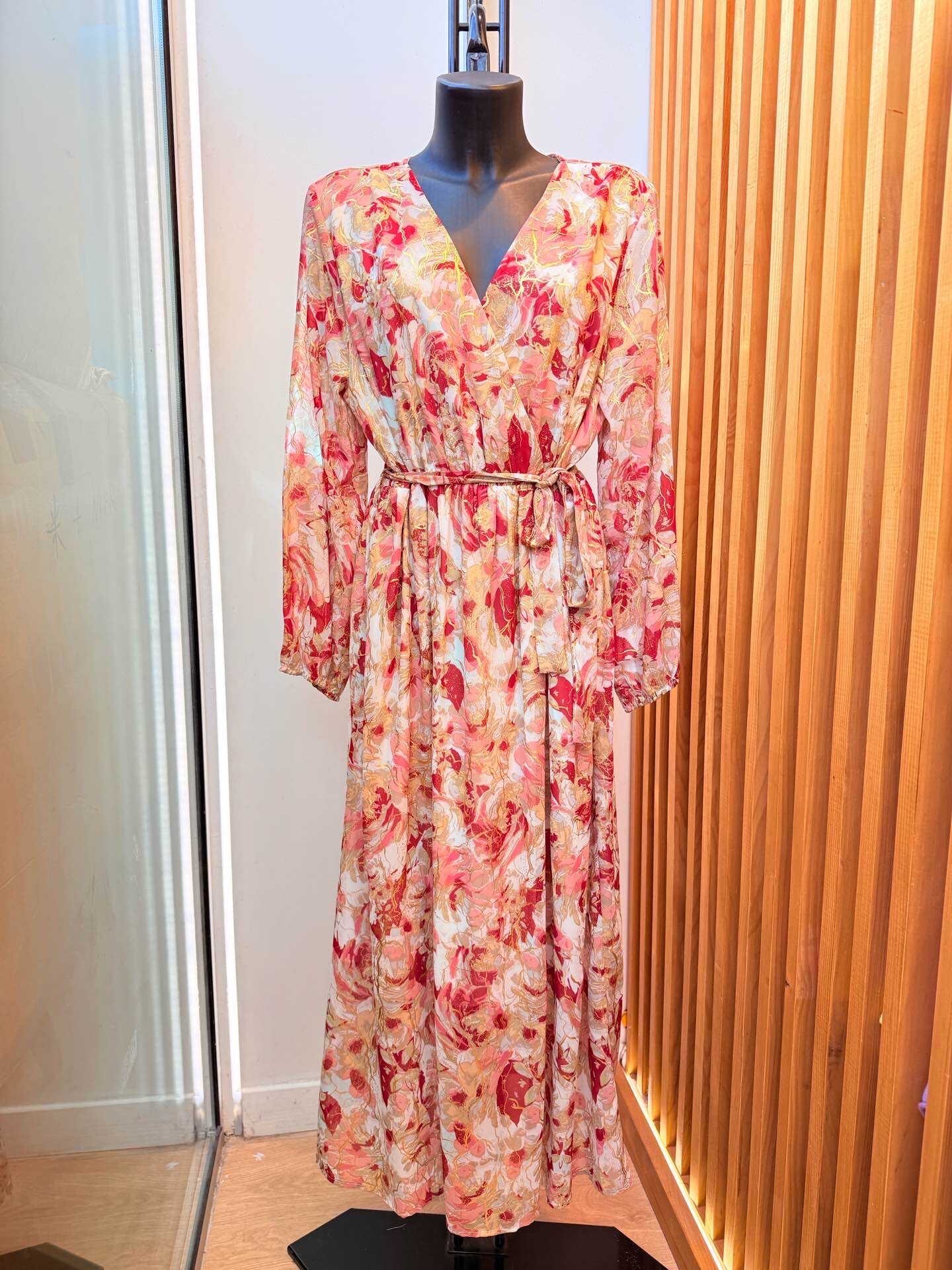 Wholesaler VIVICHY - Long dress with shiny gold flower print