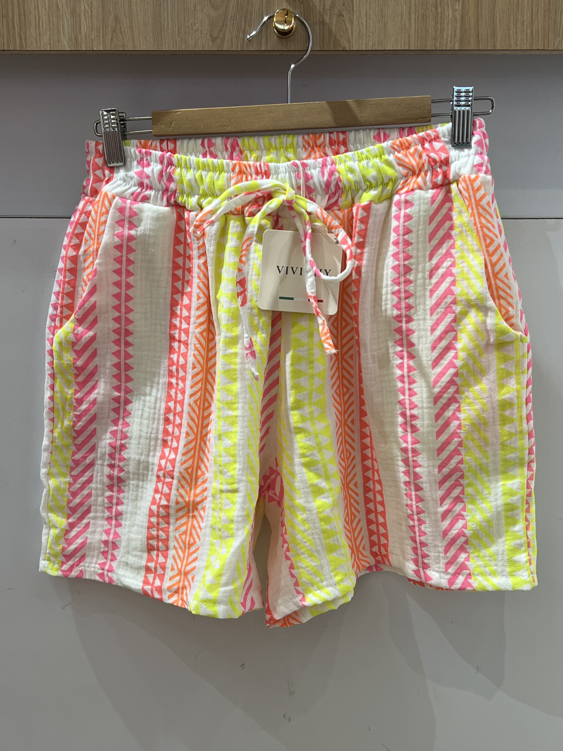 Wholesaler VIVICHY - Cotton shorts with print