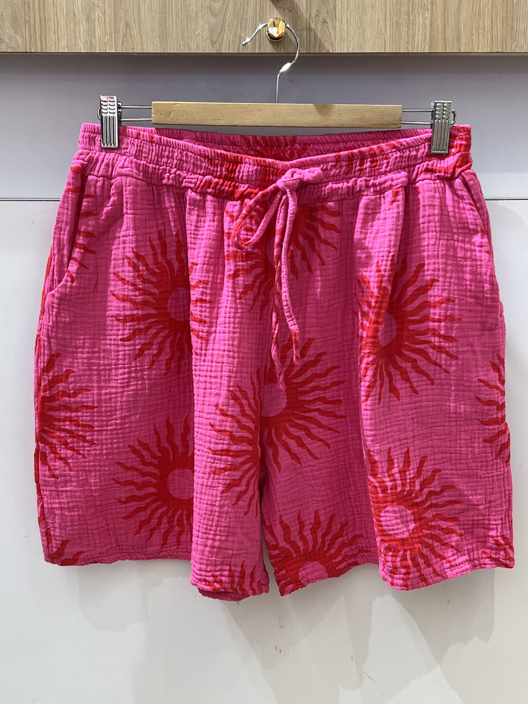 Mayorista VIVICHY - Pantalones cortos de algodón con estampados solares