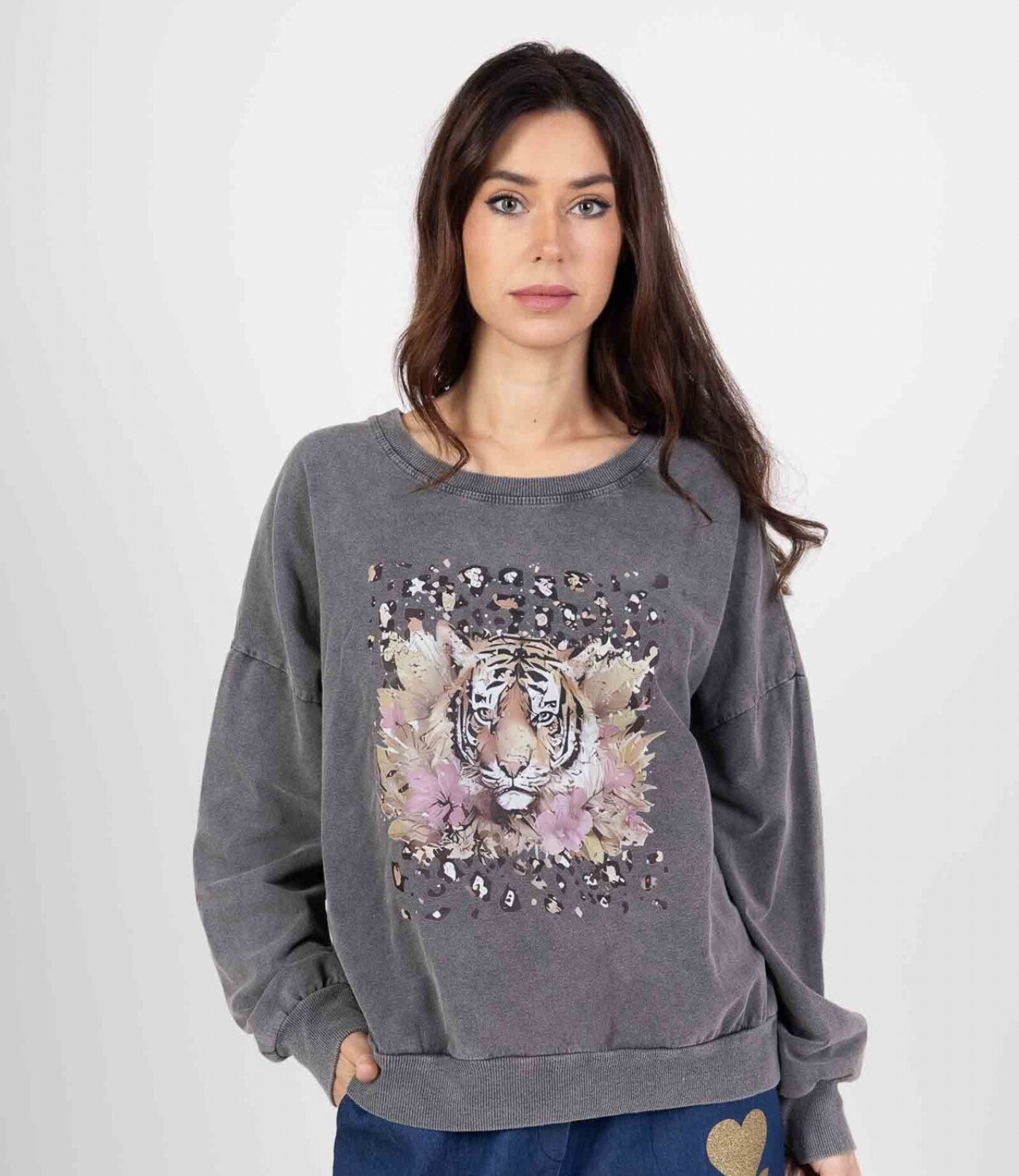 Wholesaler VIVICHY - Faded color sweatshirt with tiger print