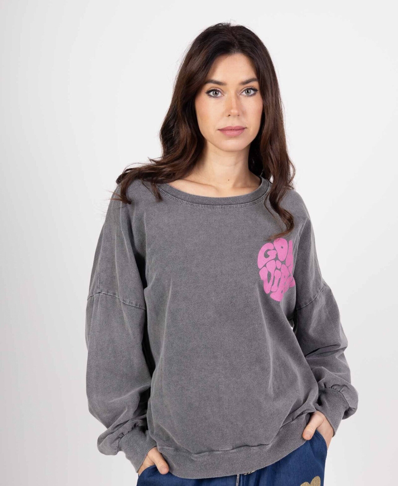 Wholesaler VIVICHY - Flaged color sweatshirt with good vibes print