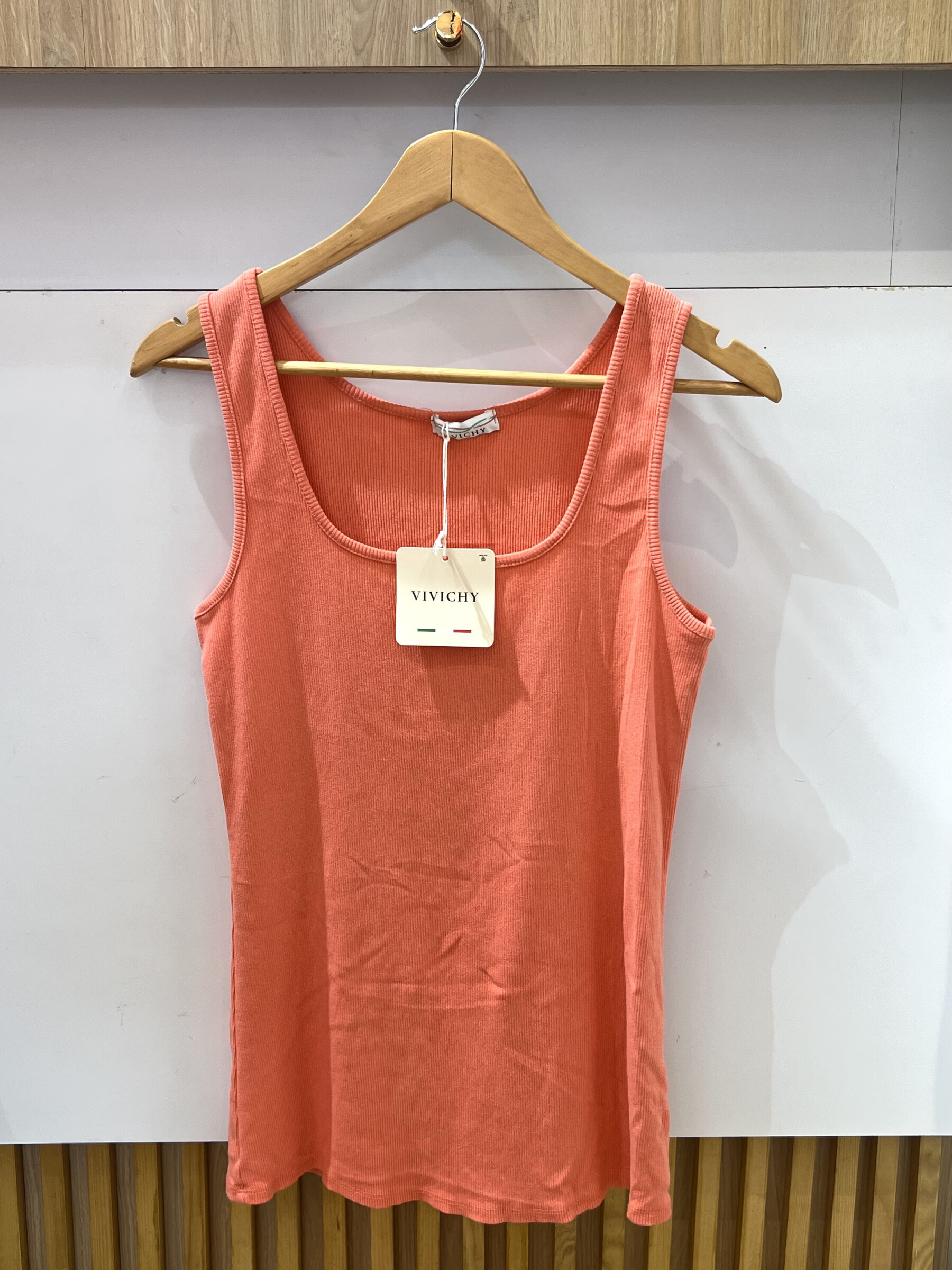 Wholesaler VIVICHY - Top Large Size