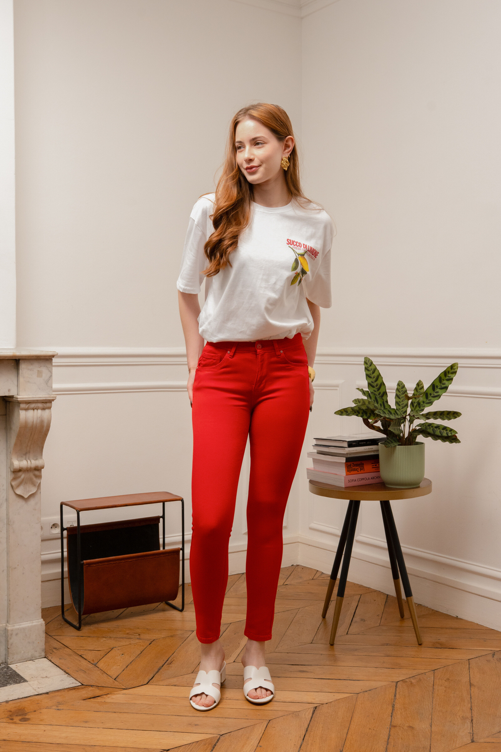Wholesaler VIVID - Color push up slim jeans