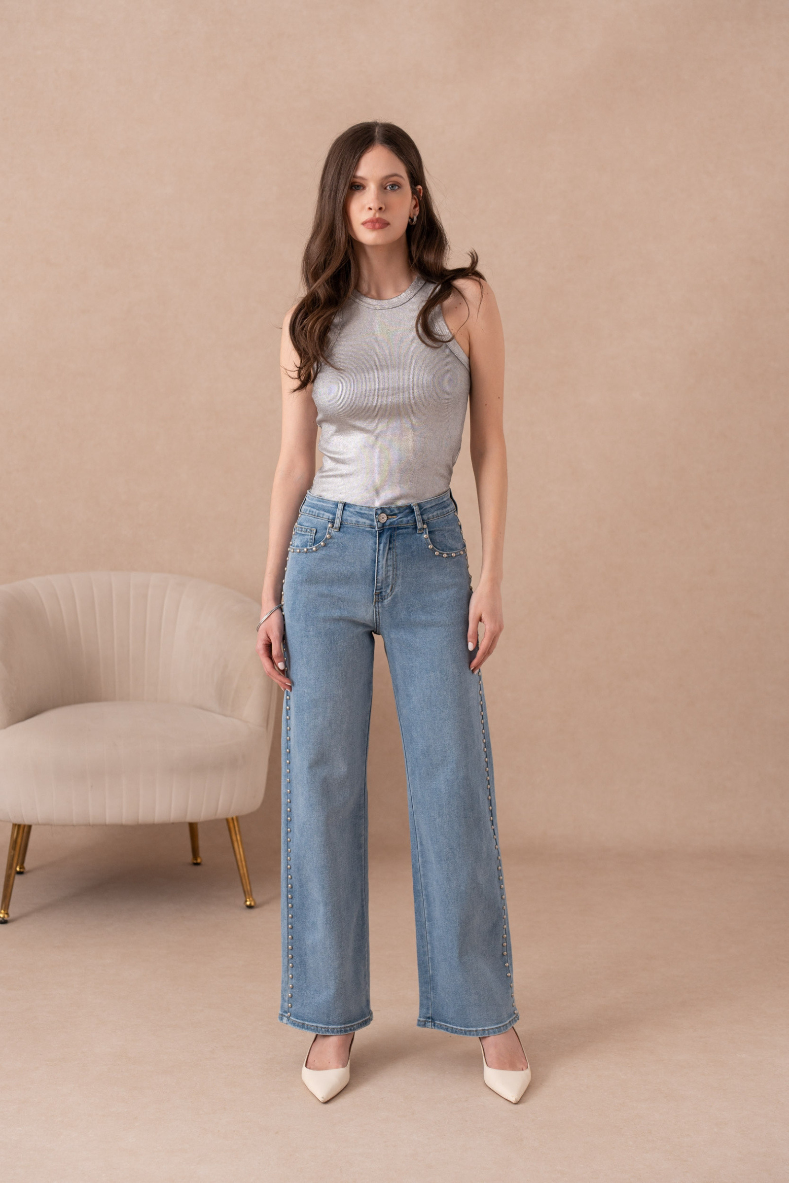 Grossista VIVID - Jeans larghi con borchie opache