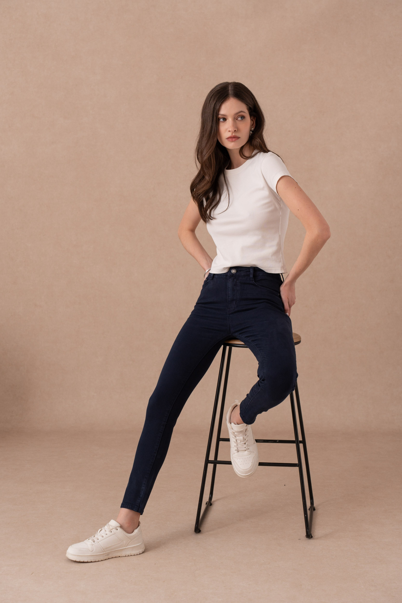 Wholesaler VIVID - Plus size push-up skinny jeans in color