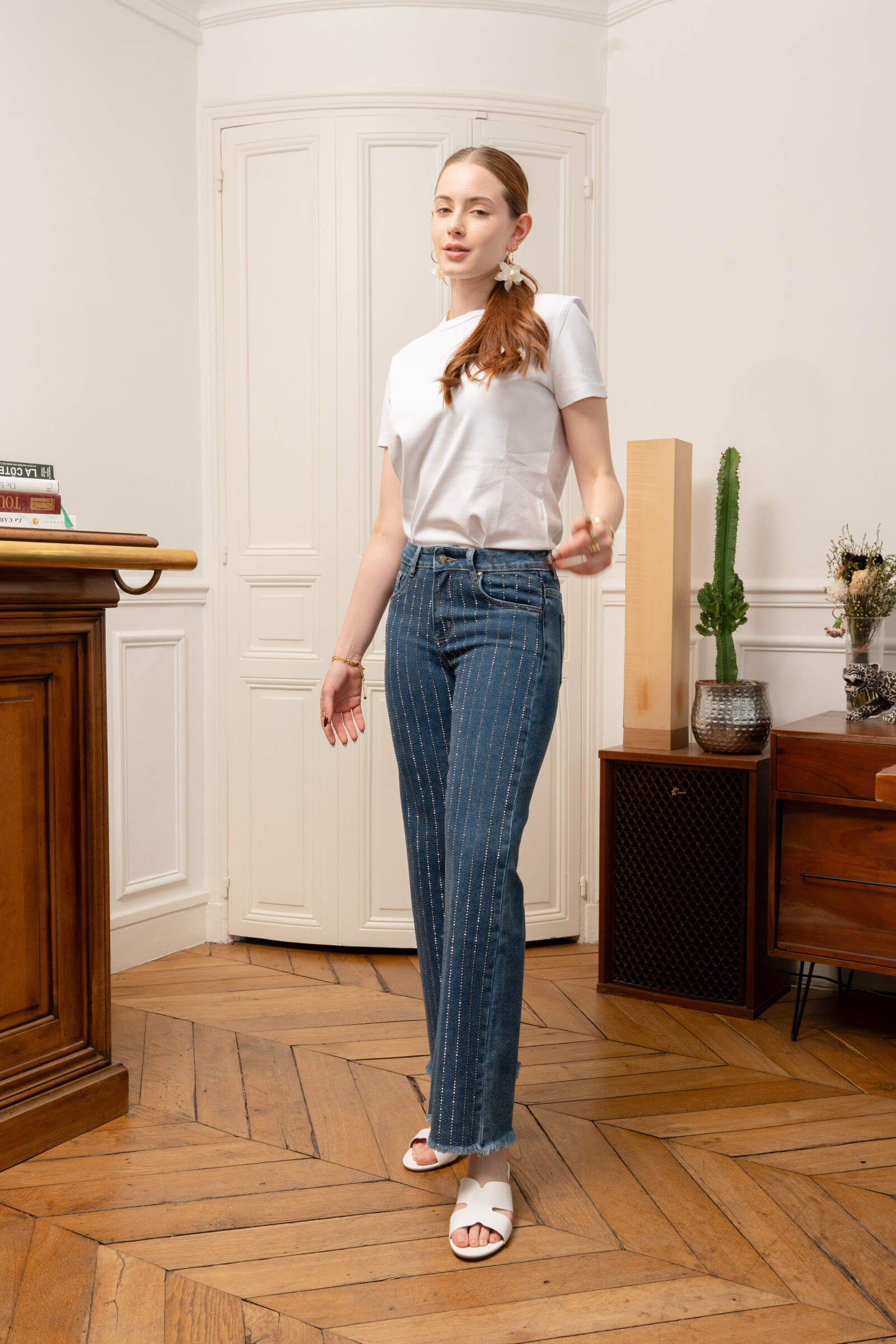 Wholesaler VIVID - Loose jeans with rhinestones and fringe