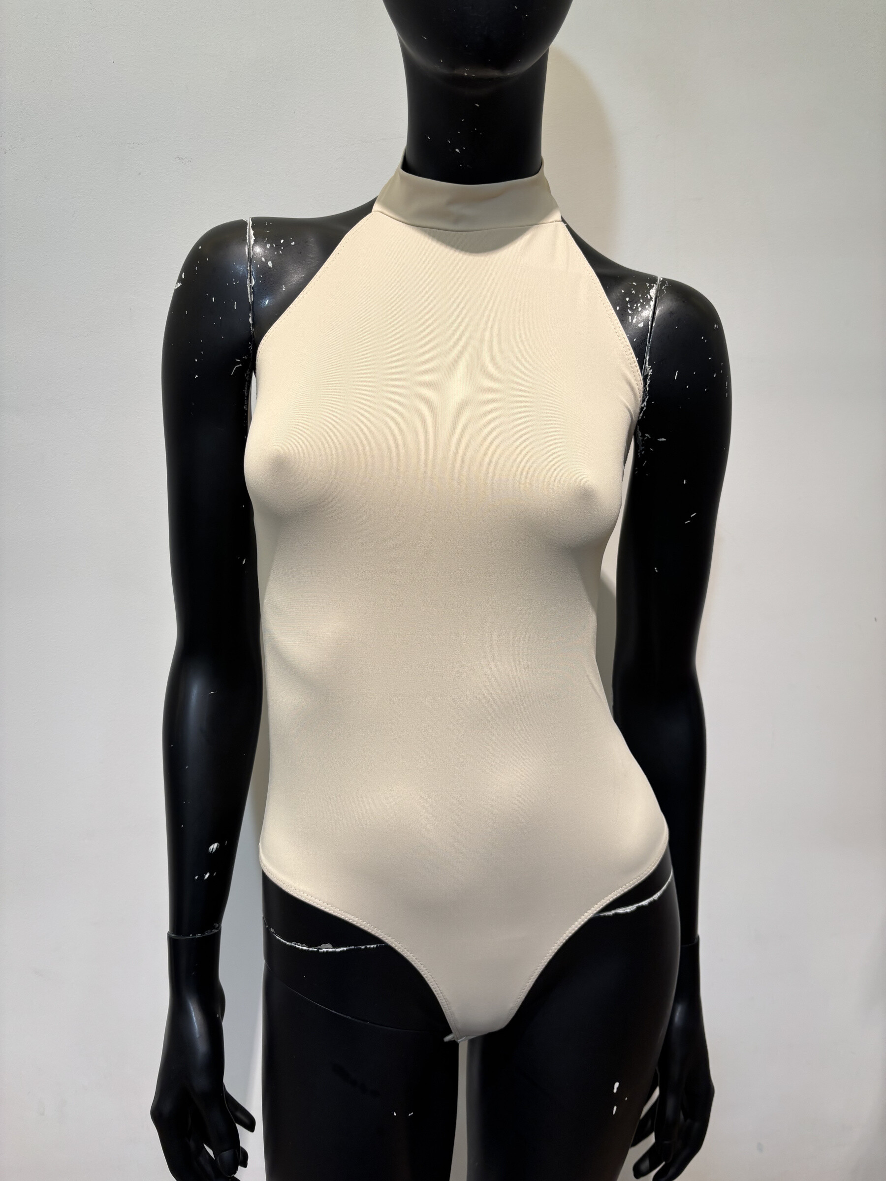 Wholesaler Voyelles - body