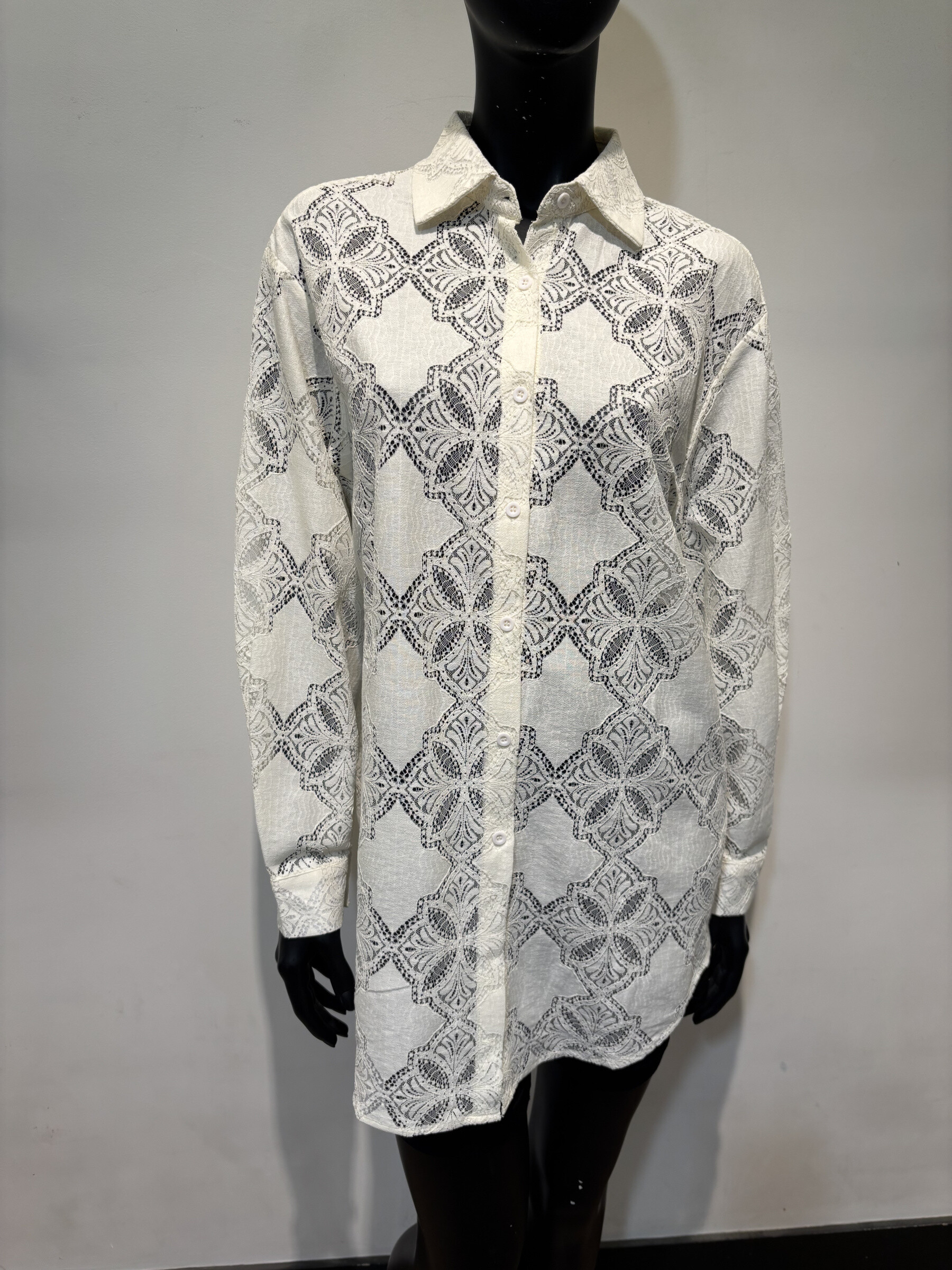 Wholesaler Voyelles - Openwork long shirt