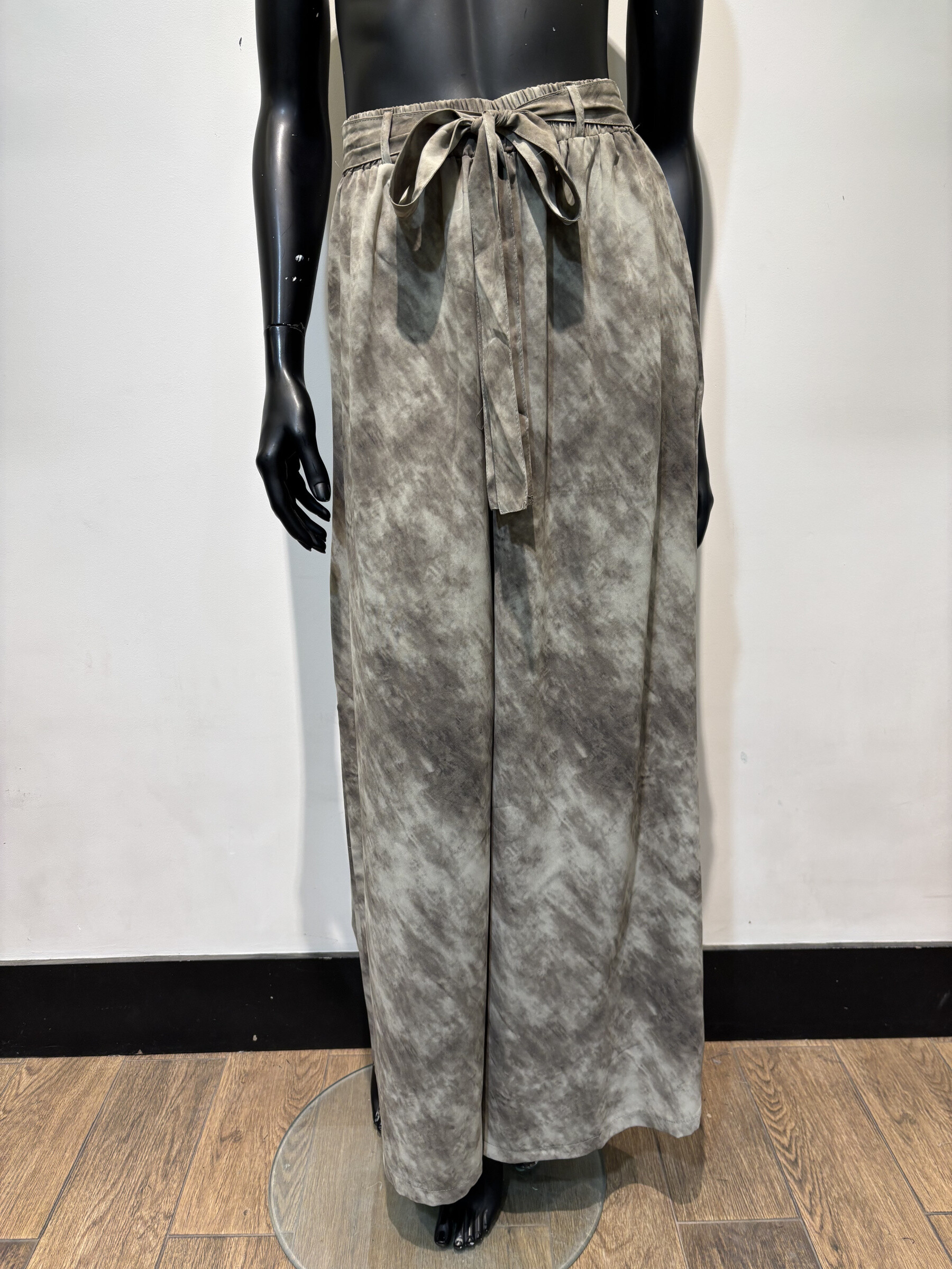 Wholesaler Voyelles - printed pants
