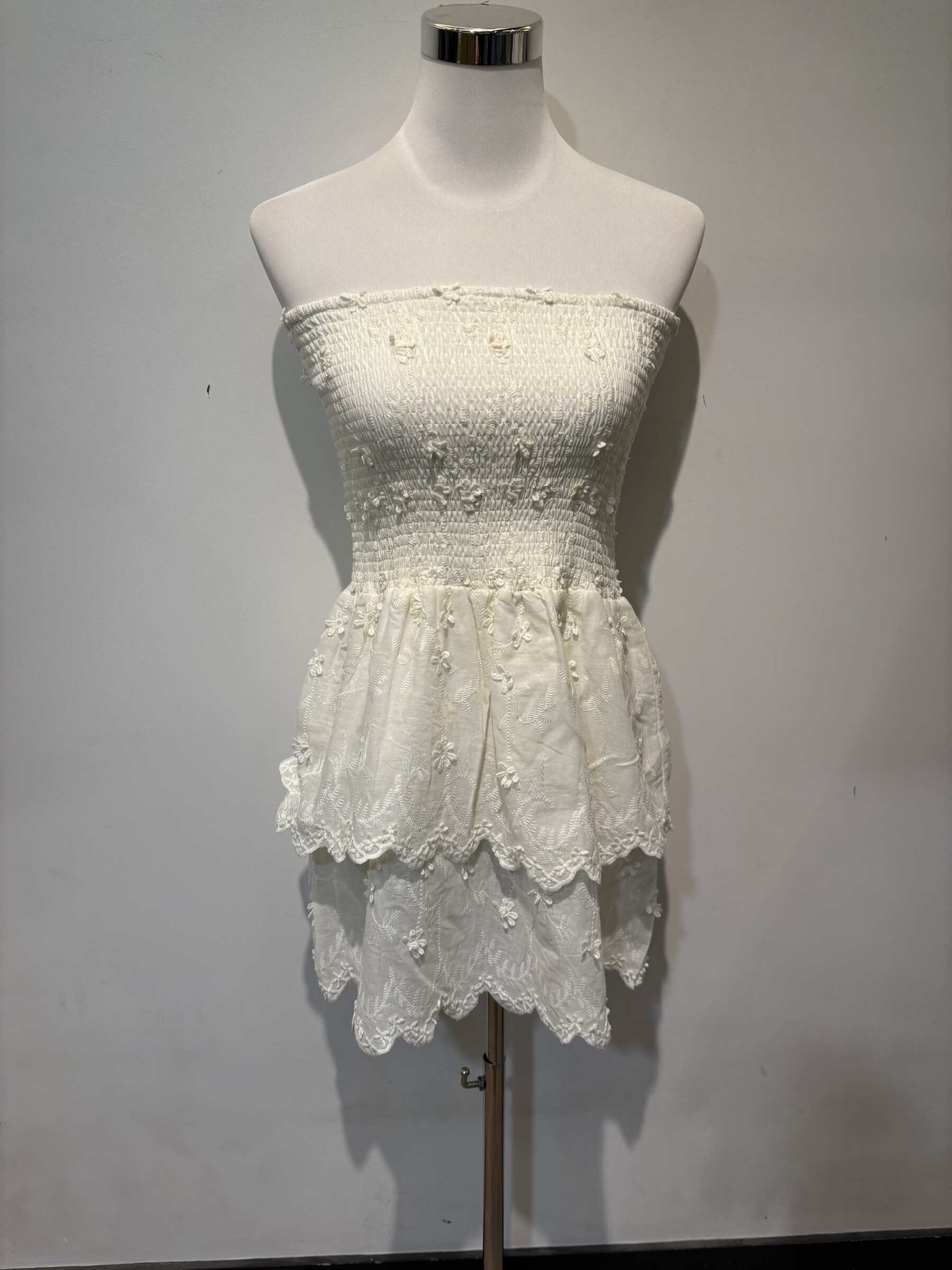 Wholesaler Voyelles - short strapless dress