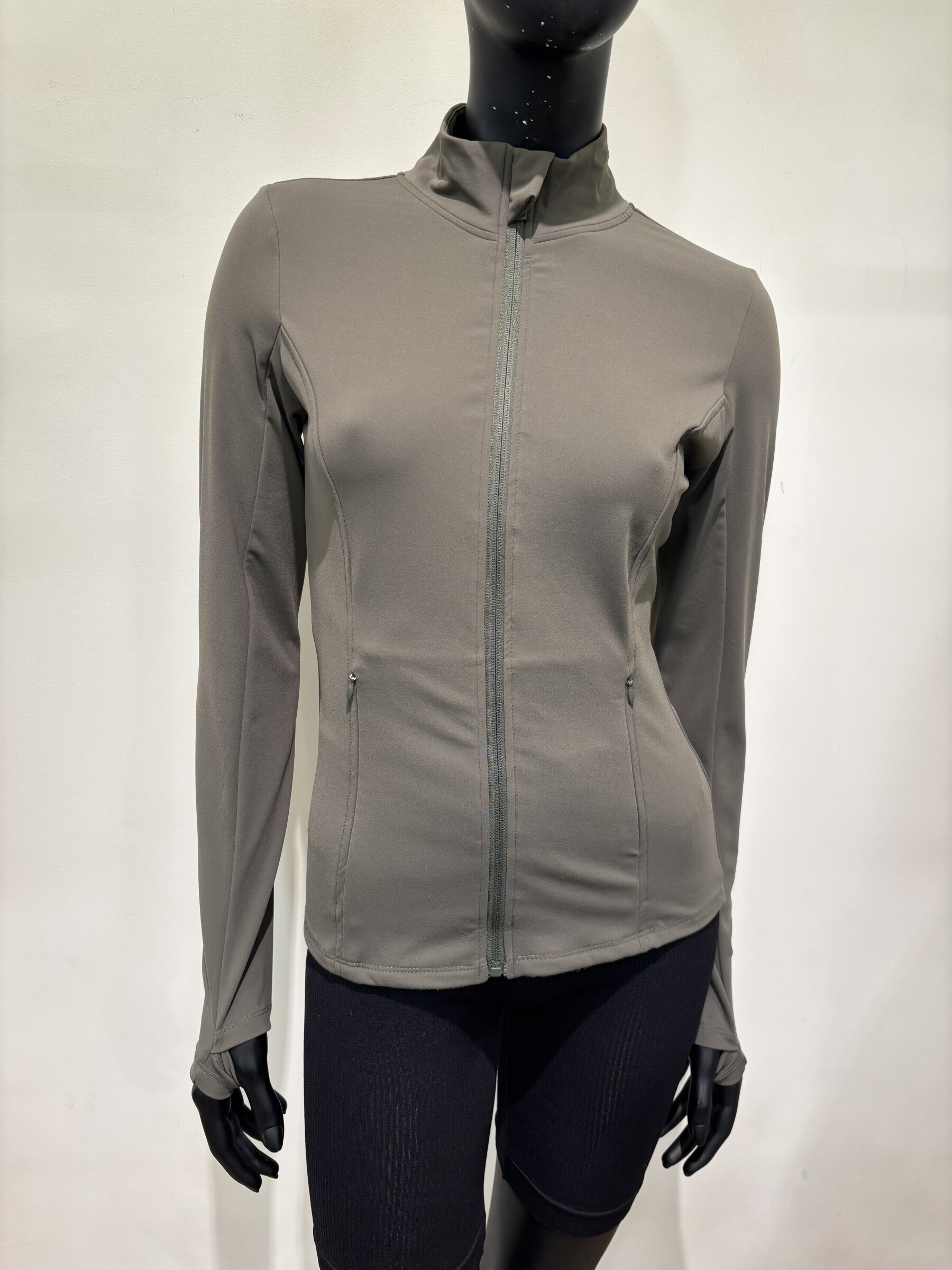 Großhändler Voyelles - Sportjacke mit Reißverschluss