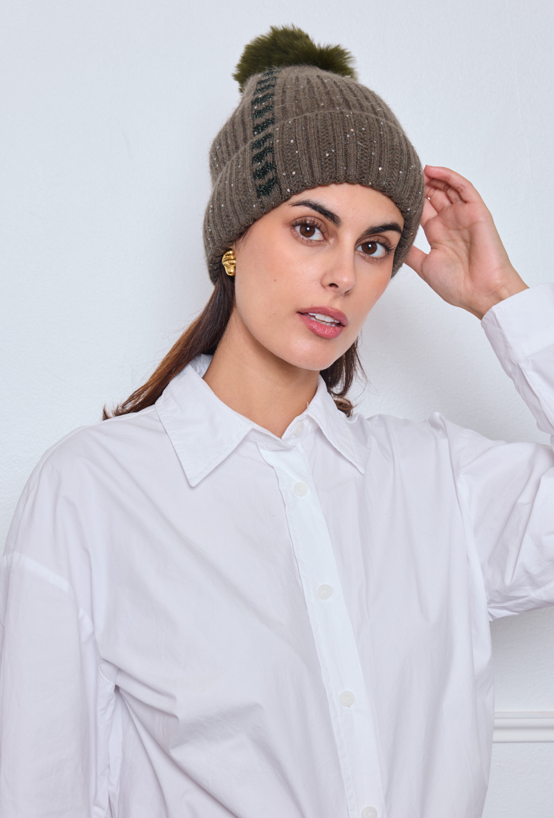 Wholesaler VS PLUS - Angora hat with pompom With sequins and Lurex