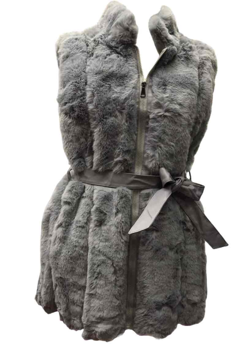 Wholesaler VS PLUS - Mid-length faux fur vest with zipper and belt
