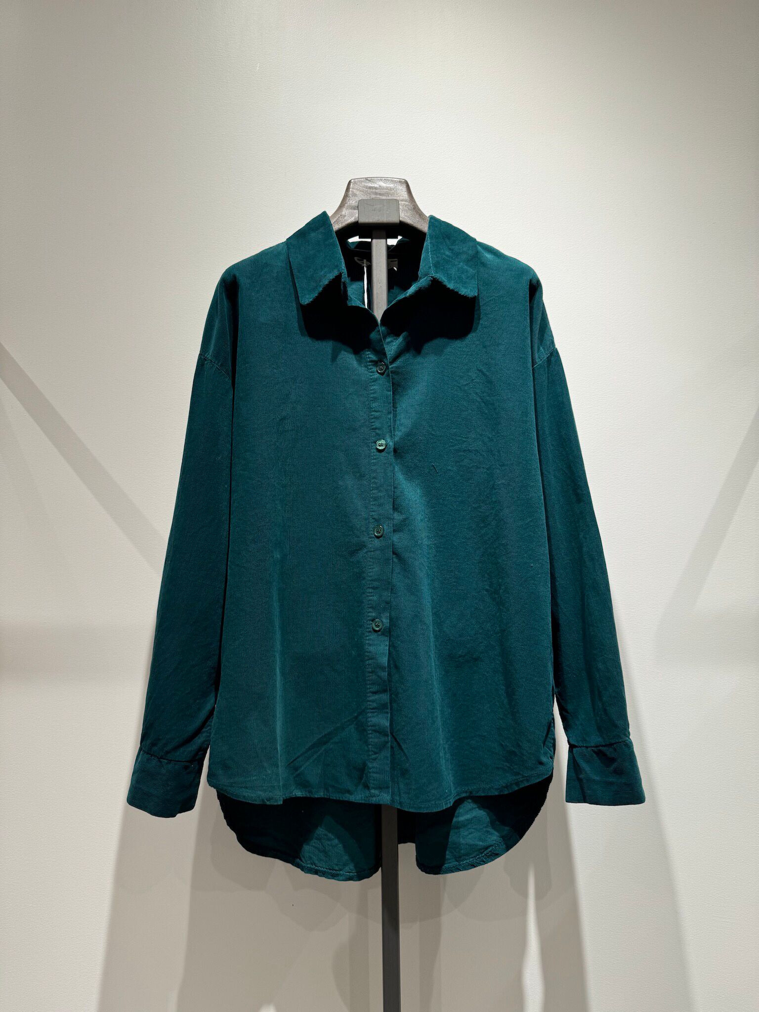 Wholesaler W Studio - Basic Velvet Blouse
