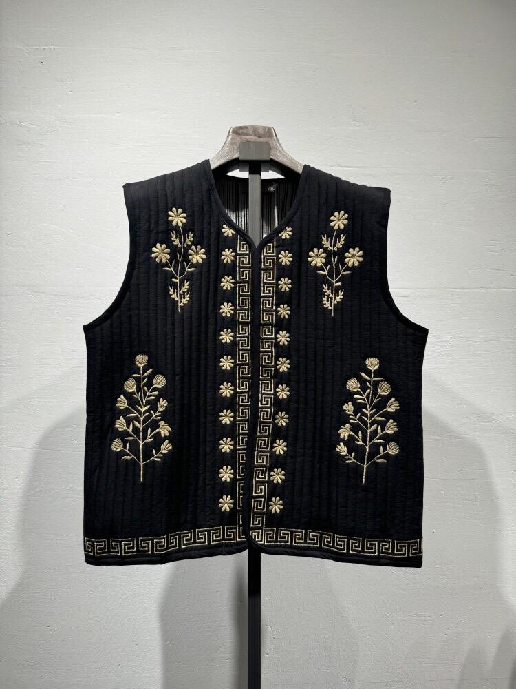 Wholesaler W Studio - Quilted Cotton Vest with Embroidery