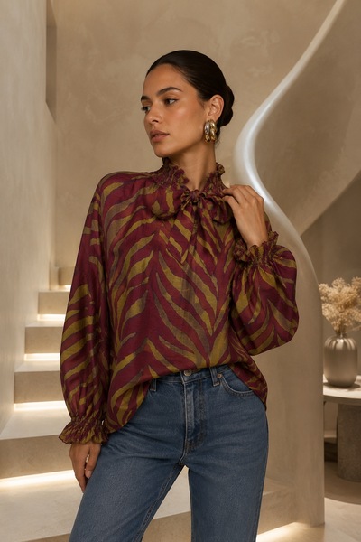 Großhändler WAY WAY SRL - BEDRUCKTES TENCEL-HEMD MIT SCHLEIFE Großhändler WAY WAY SRL - BEDRUCKTES TENCEL-HEMD MIT SCHLEIFE