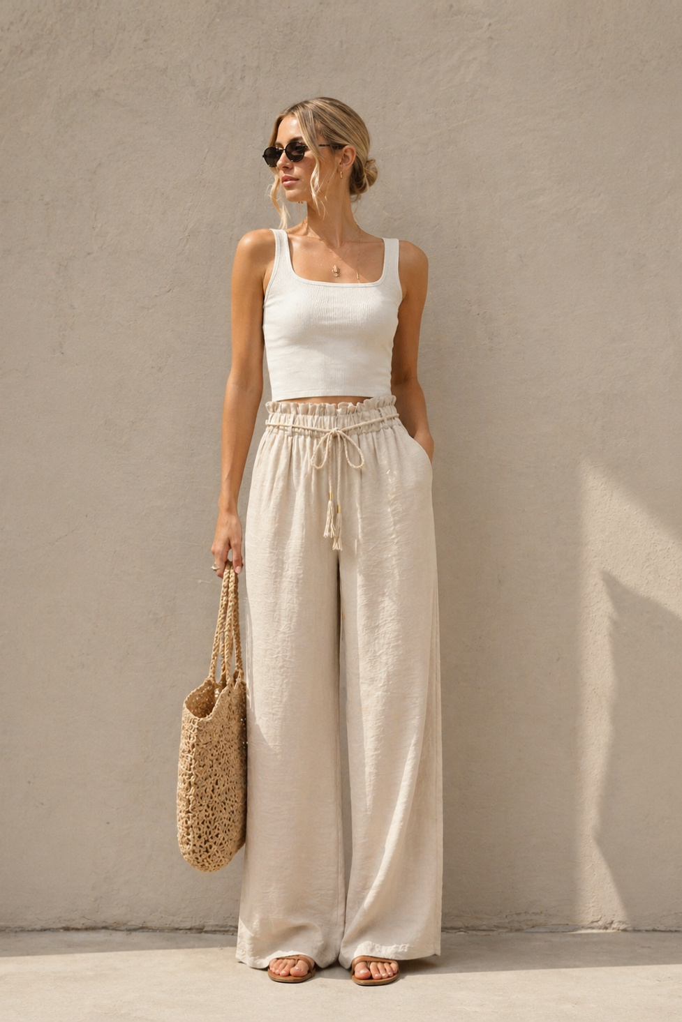 Wholesaler WAY WAY SRL - WIDE-LEG TROUSERS IN VISCOSE NYLON CREPE WITH POCKETS AND BELT