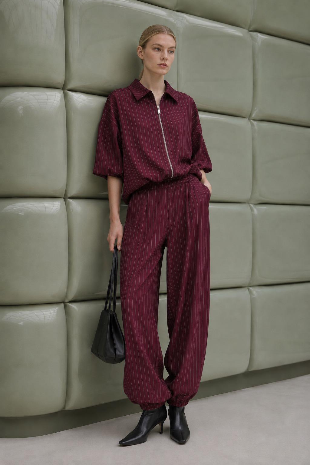 Wholesaler WAY WAY SRL - Pinstripe trousers with elasticated hem