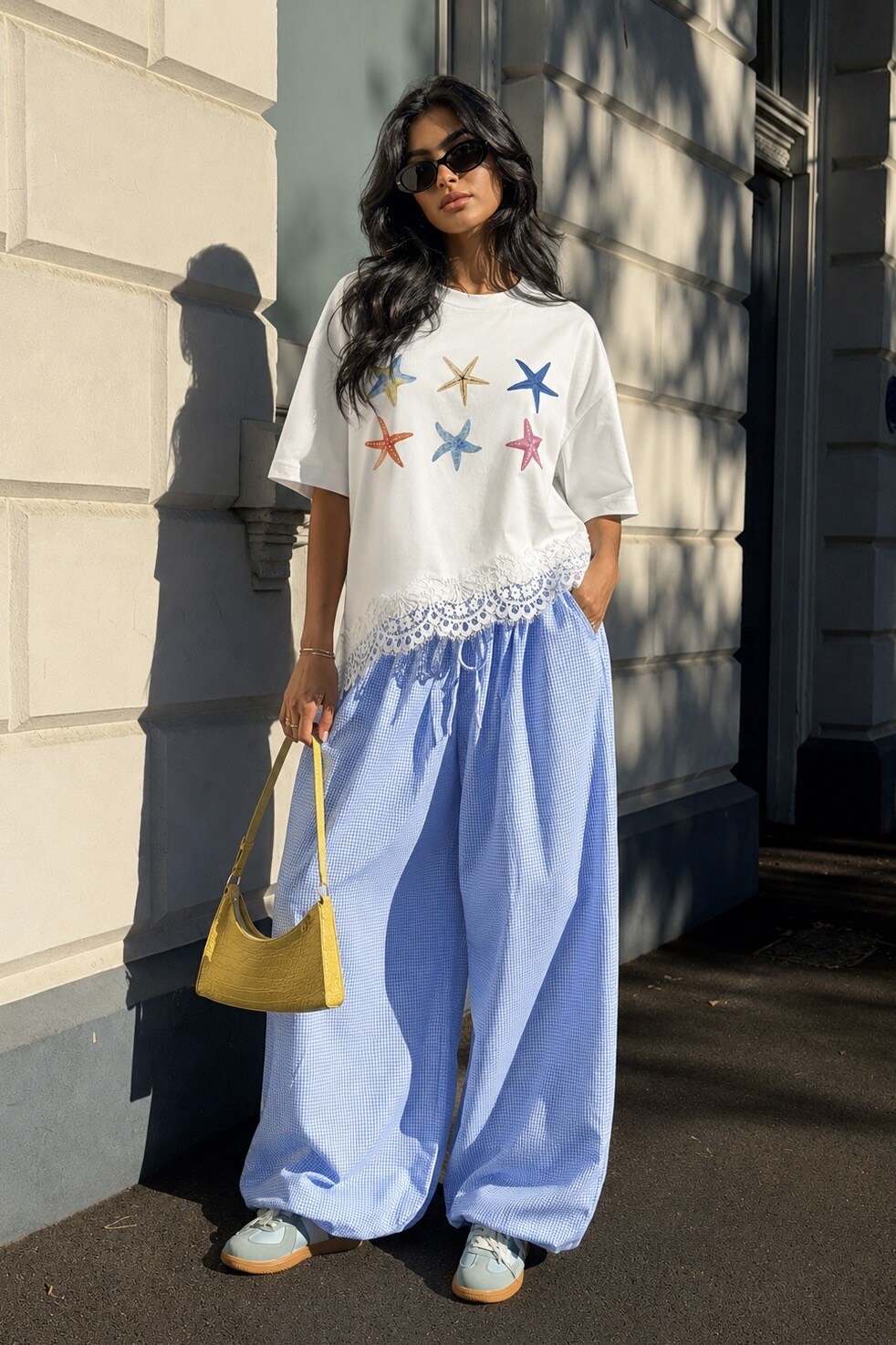 Wholesaler WAY WAY SRL - COMBED COTTON T-SHIRT WITH STARFISH PRINT AND ASYMMETRICAL LACE