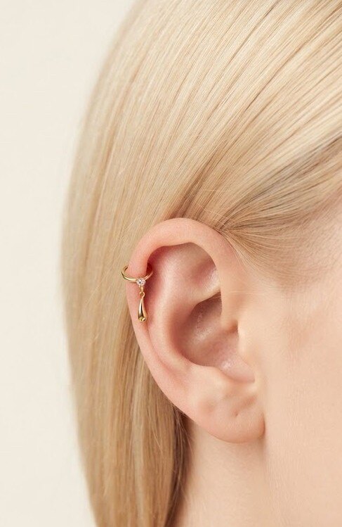 Wholesaler WEC Bijoux - Stainless Steel & Rhinestone Drop Tassel Ear Cuff