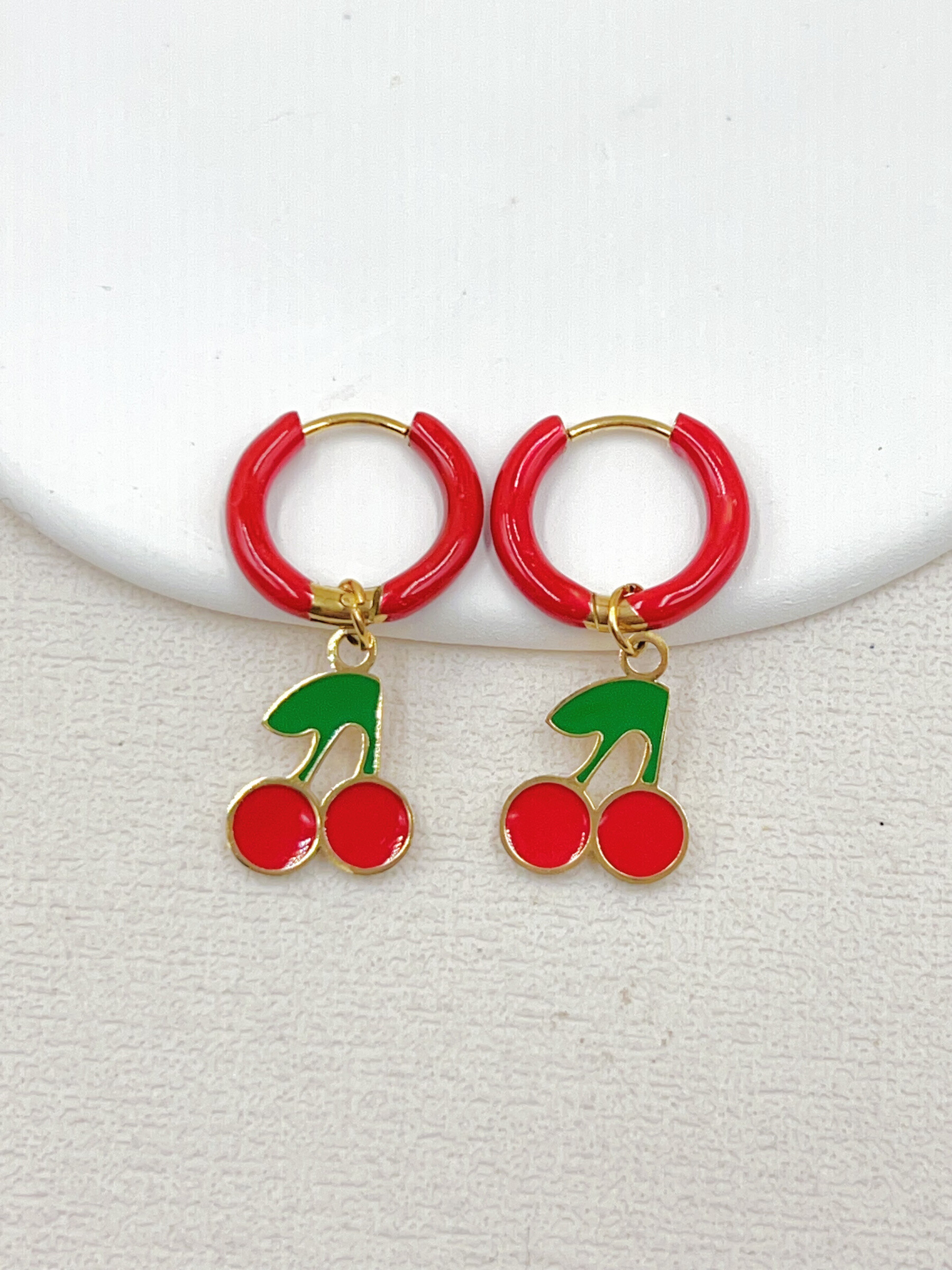 Grossiste WEC Bijoux - BOUCLES D'OREILLES CERISE EN ACIER INOXYDABLE