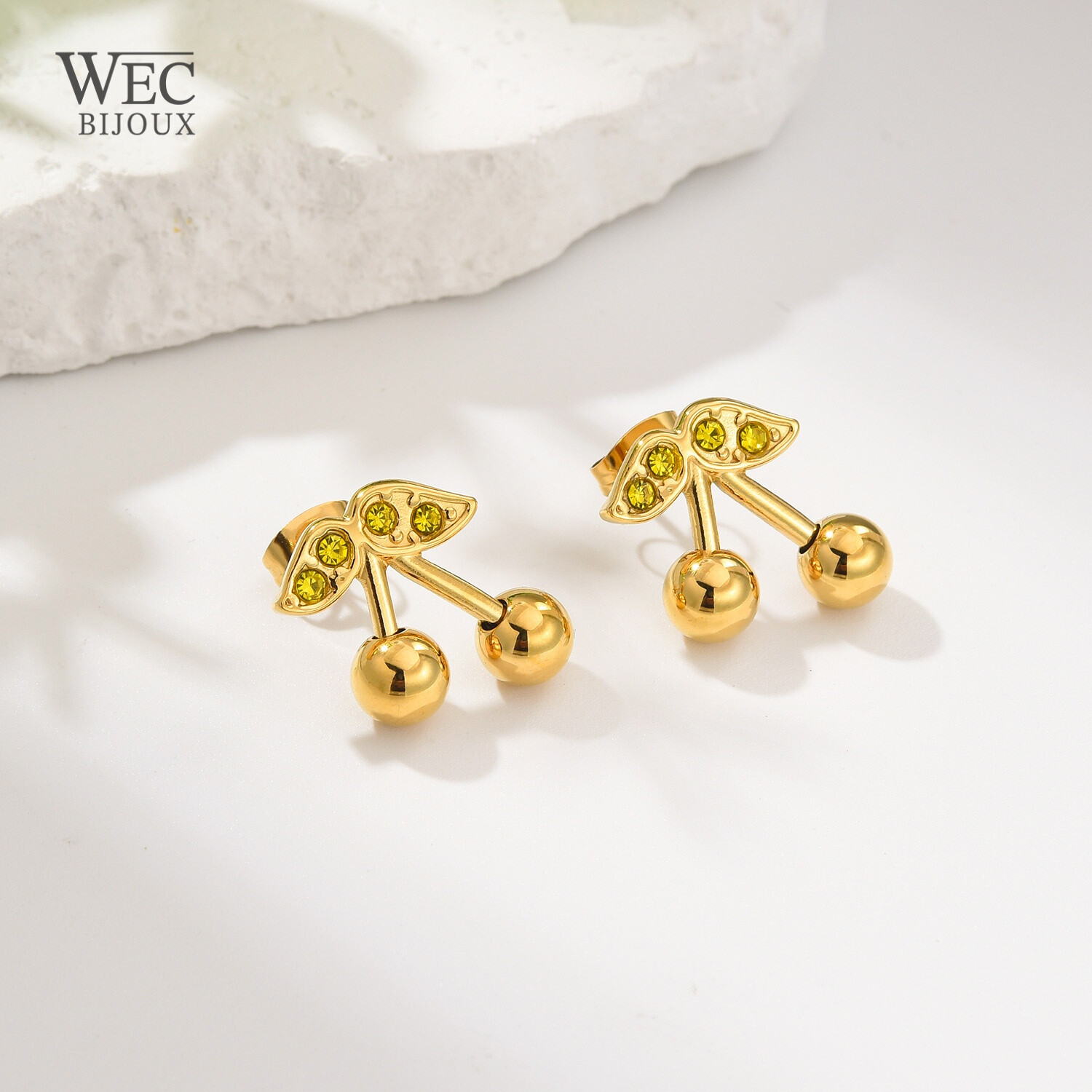 Grossiste WEC Bijoux - BOUCLES D'OREILLES CERISE EN ACIER INOXYDABLE