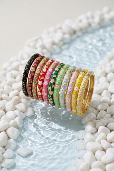Wholesaler WEC Bijoux - Set of 12 Thai Bangle Bracelets Wholesaler WEC Bijoux - Set of 12 Thai Bangle Bracelets