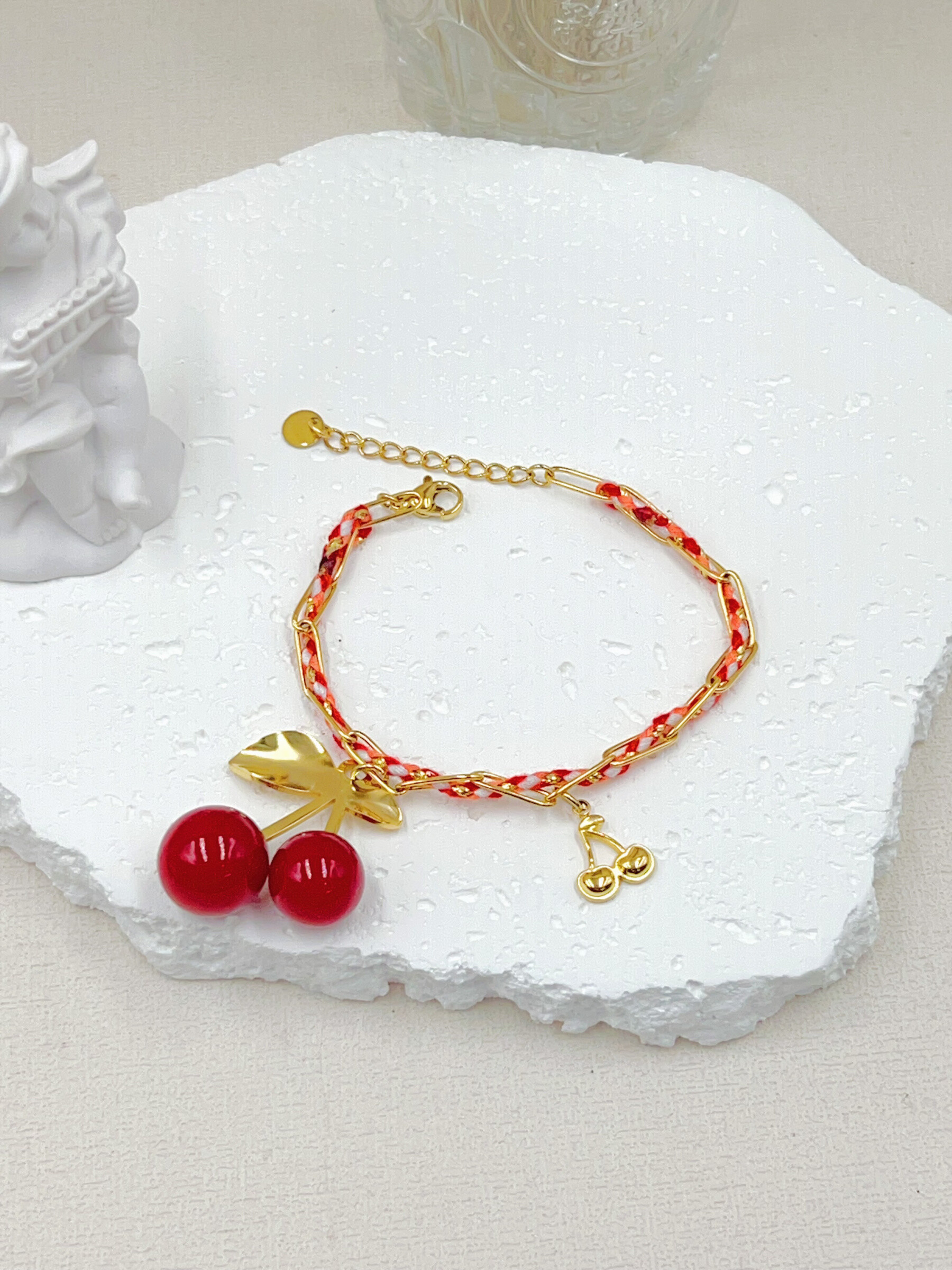 Grossiste WEC Bijoux - BRACELET CERISE EN ACIER INOXYDABLE