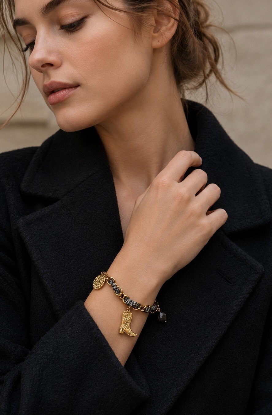 Wholesaler WEC Bijoux - Intertwined chain bracelet & 'Western Chic' charms in stainless steel