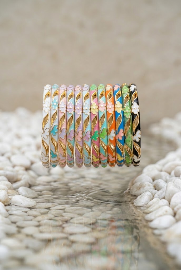 Mayorista WEC Bijoux - Juego de 12 Pulseras de Brazalete Tailandesas