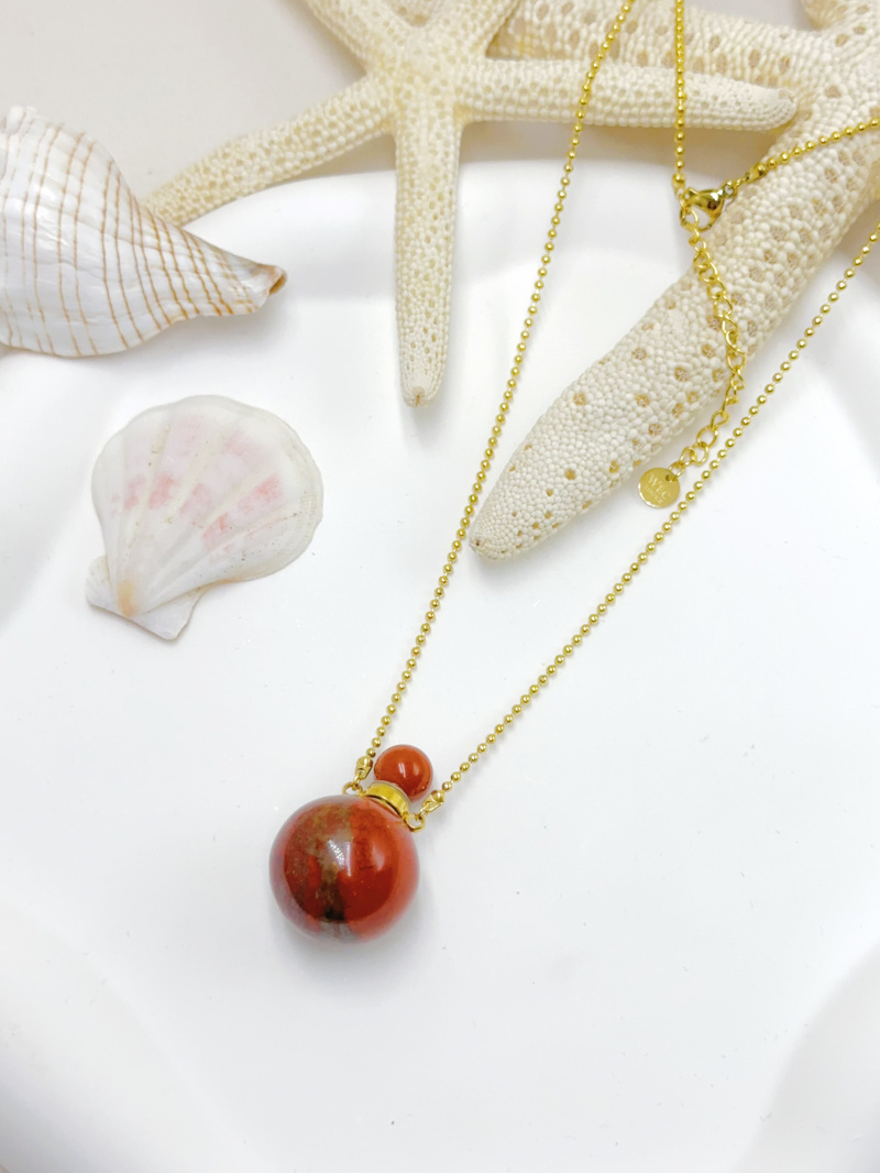 Grossiste WEC Bijoux - Collier en acier avec pendentif diffuseur de parfum en pierre naturelle