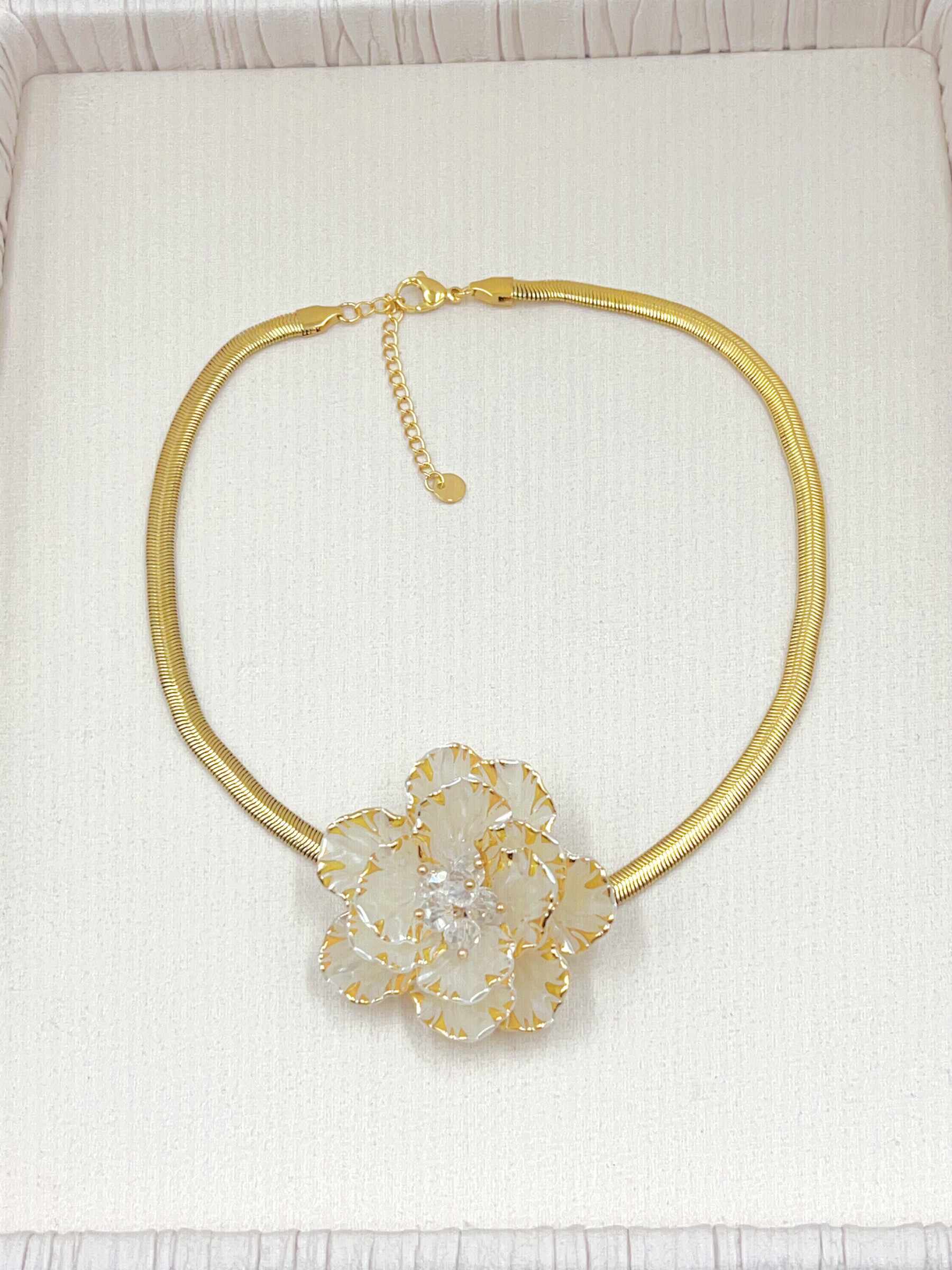 Grossista WEC Bijoux - Collana floreale in acciaio inossidabile