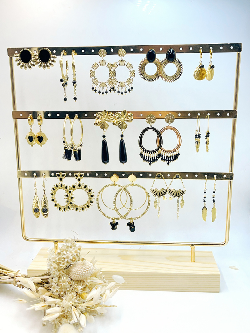 Grossiste WEC Bijoux - LOT DE 15 BOUCLES D'OREILLES EN ACIER AVEC PRESENTOIR