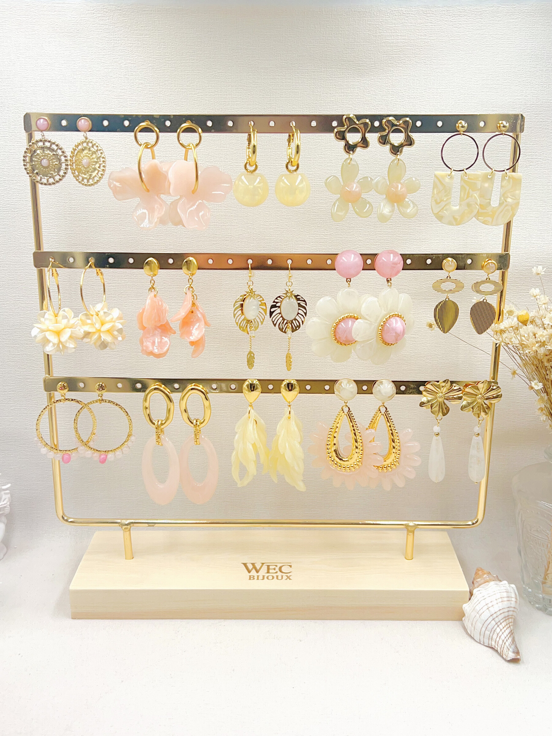Grossiste WEC Bijoux - LOT DE 15 BOUCLES D'OREILLES EN ACIER INOXYDABLE + PRESENTOIR