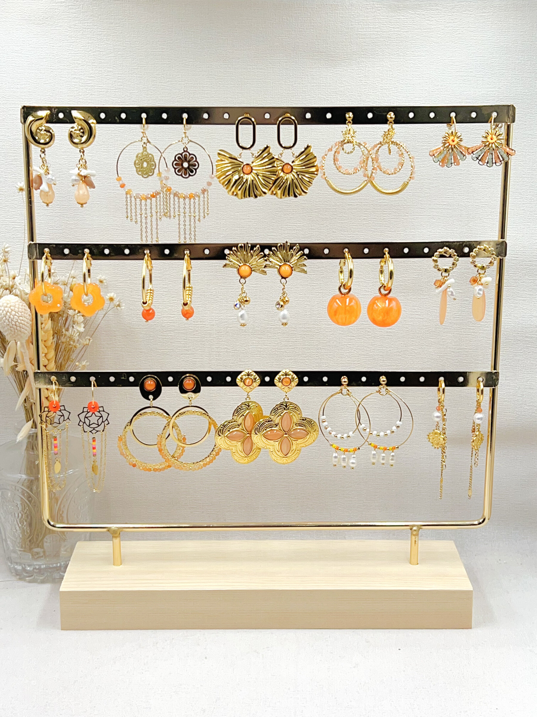 Grossiste WEC Bijoux - LOT DE 15 BOUCLES D'OREILLES EN ACIER INOXYDABLE+PRESENTOIR