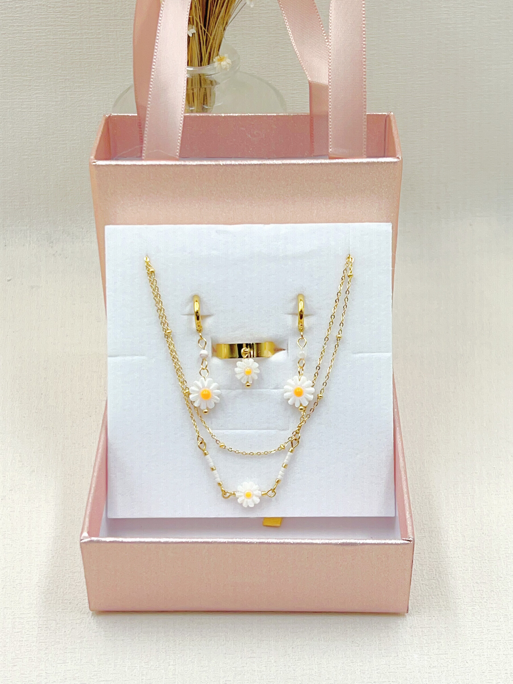 Grossiste WEC Bijoux - COFFRET COLLIER+BOUCLES D'OREILLES+BAGUE EN ACIER INOXYDABLE
