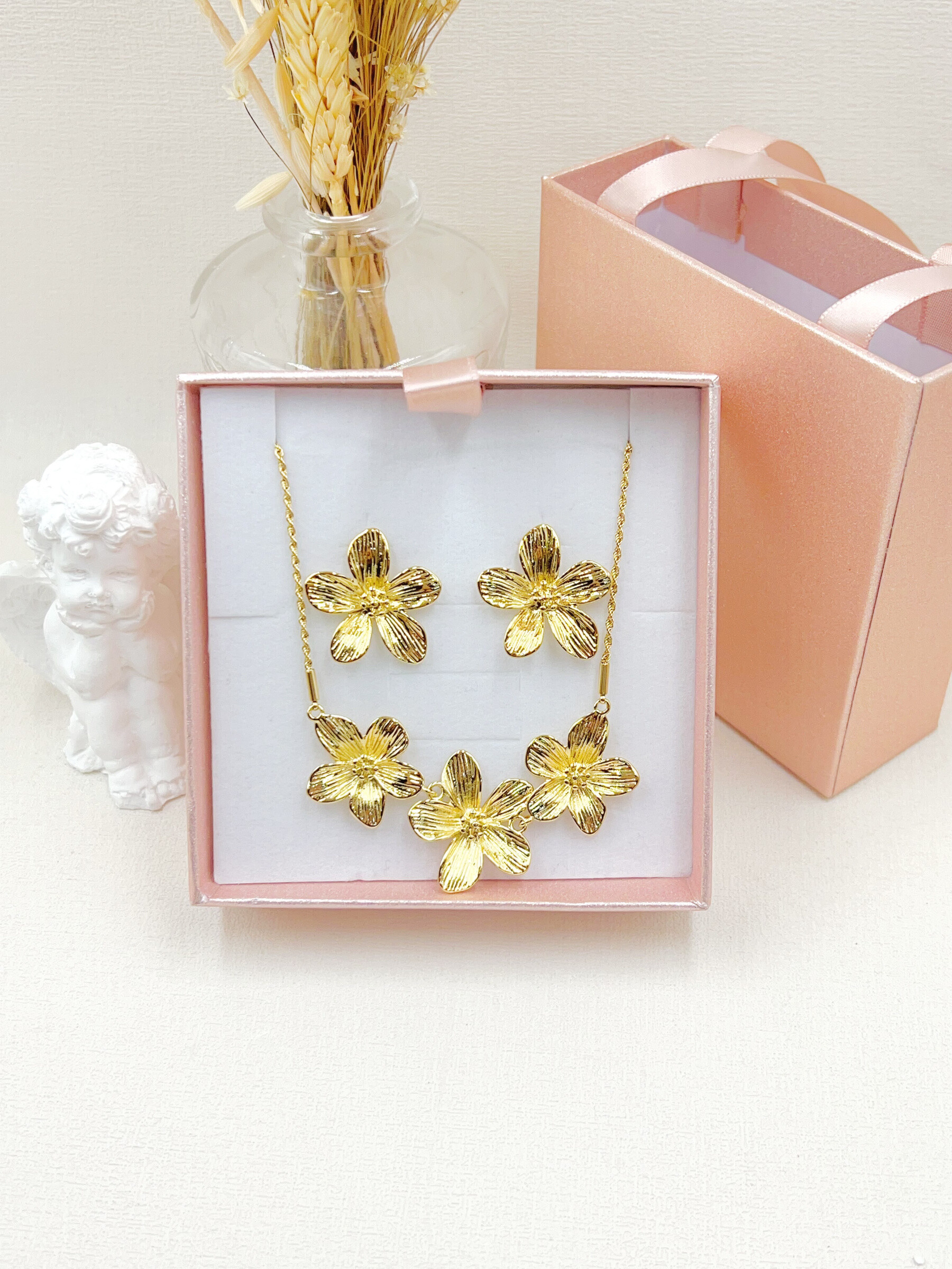 Grossiste WEC Bijoux - COFFRET BOUCLE D'OREILLE + COLLIER EN ACIER INOXYDABLE