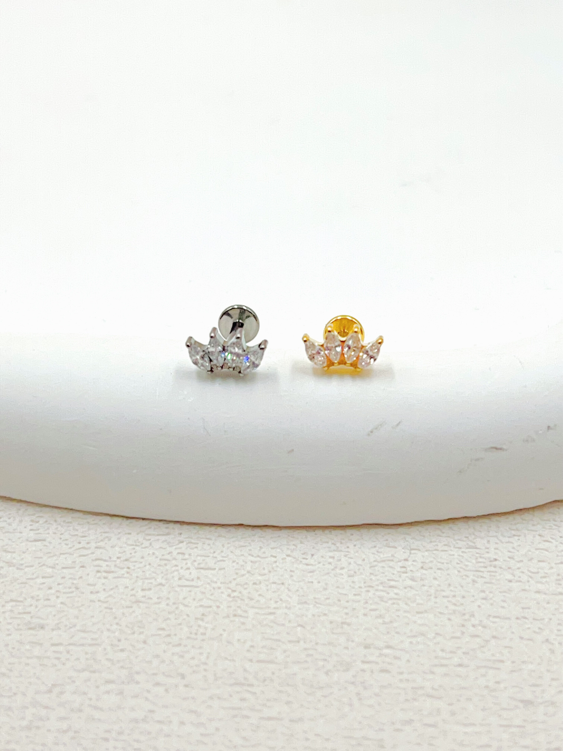Grossista WEC Bijoux - Piercing in titanio, zirconio