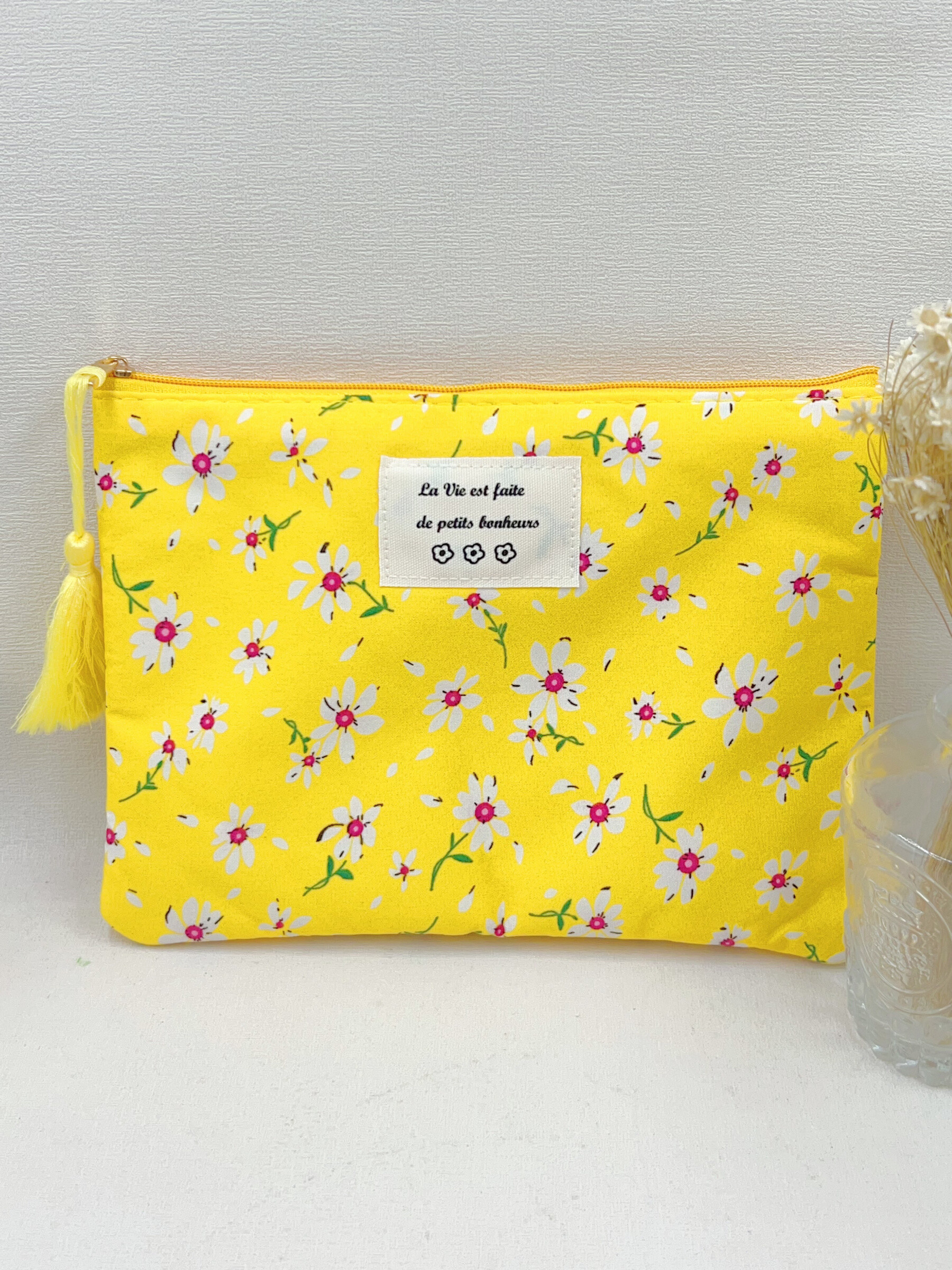Grossiste WEC Bijoux - POCHETTE "La Vie est fate de petits bonheurs " 21 X 16 cm