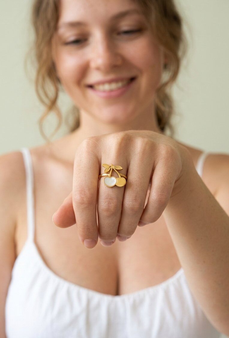 Grossiste WEC Bijoux - Bague Cerise – Acier Inoxydable