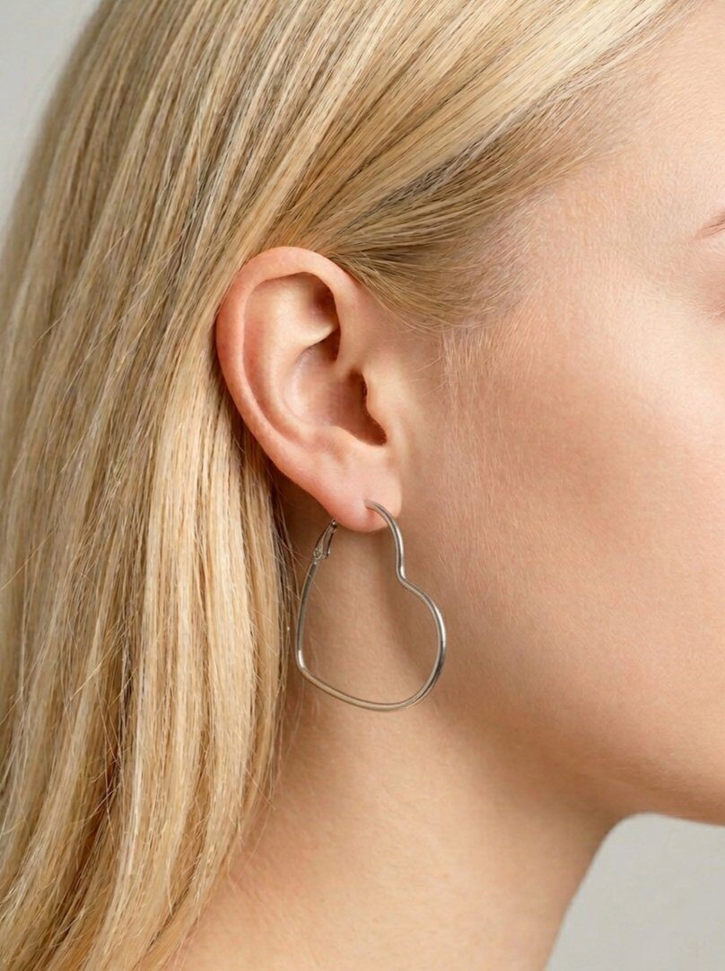 Grossiste WEC - Boucle d'oreilles Créoles Coeur Intemporelles en Acier Inoxydable