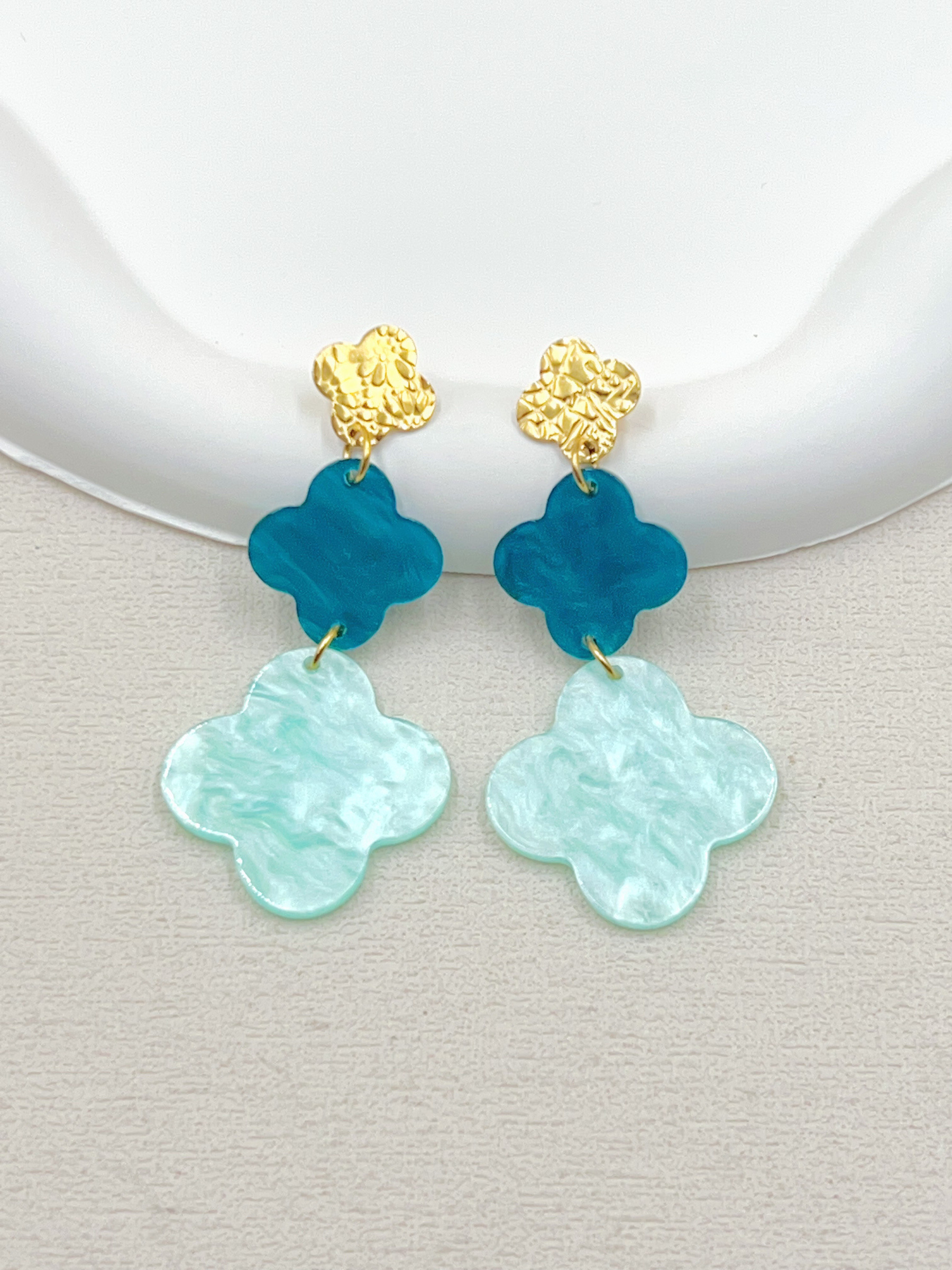 Mayorista WEC Bijoux - Pendientes de Trébol Colgantes en Acero Inoxidable y Resina Marmoleada