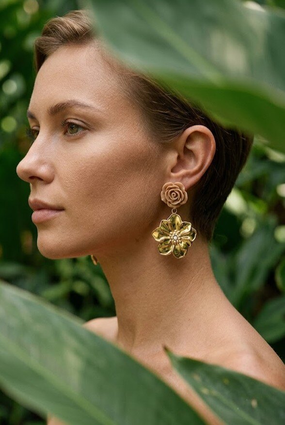 Grossiste WEC - Boucles d'Oreilles Pendantes « Duo Floral » en Acier Inoxydable