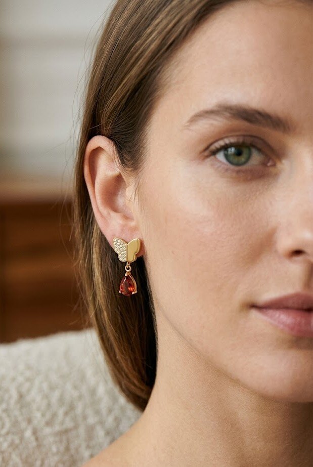 Grossiste WEC - Boucles d’Oreilles Papillon Étincelant – Acier Inoxydable & Strass Goutte