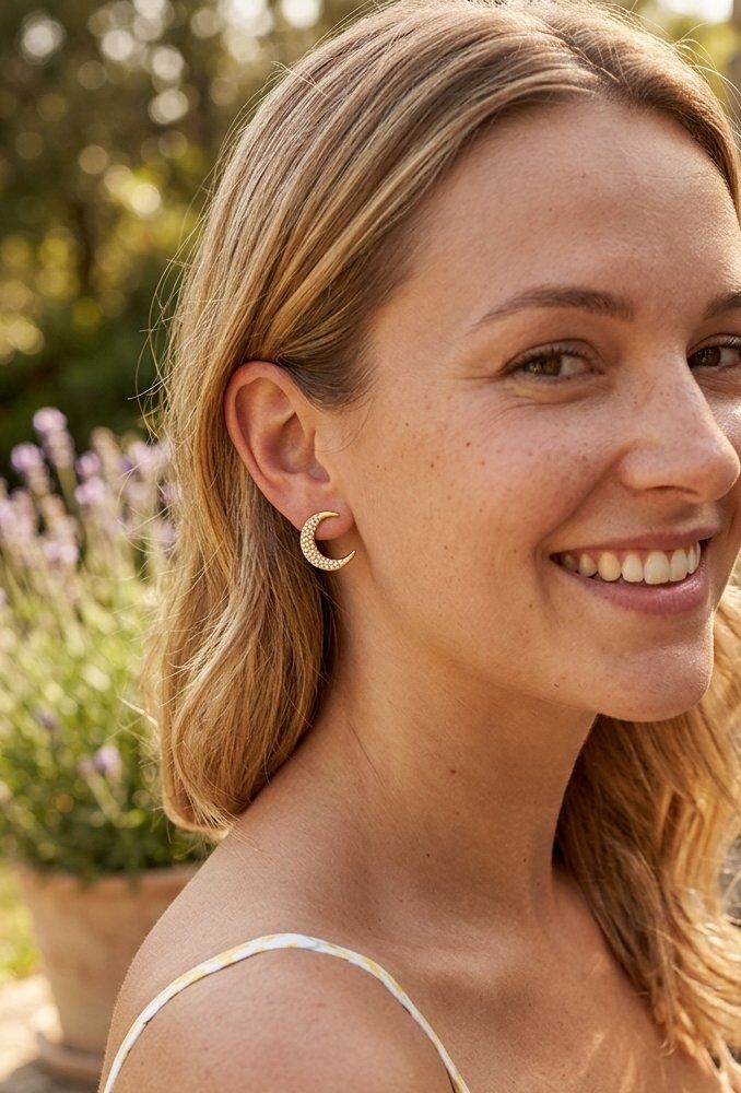 Grossiste WEC Bijoux - Boucle d'oreilles Lune – Acier Inoxydable & Cristaux