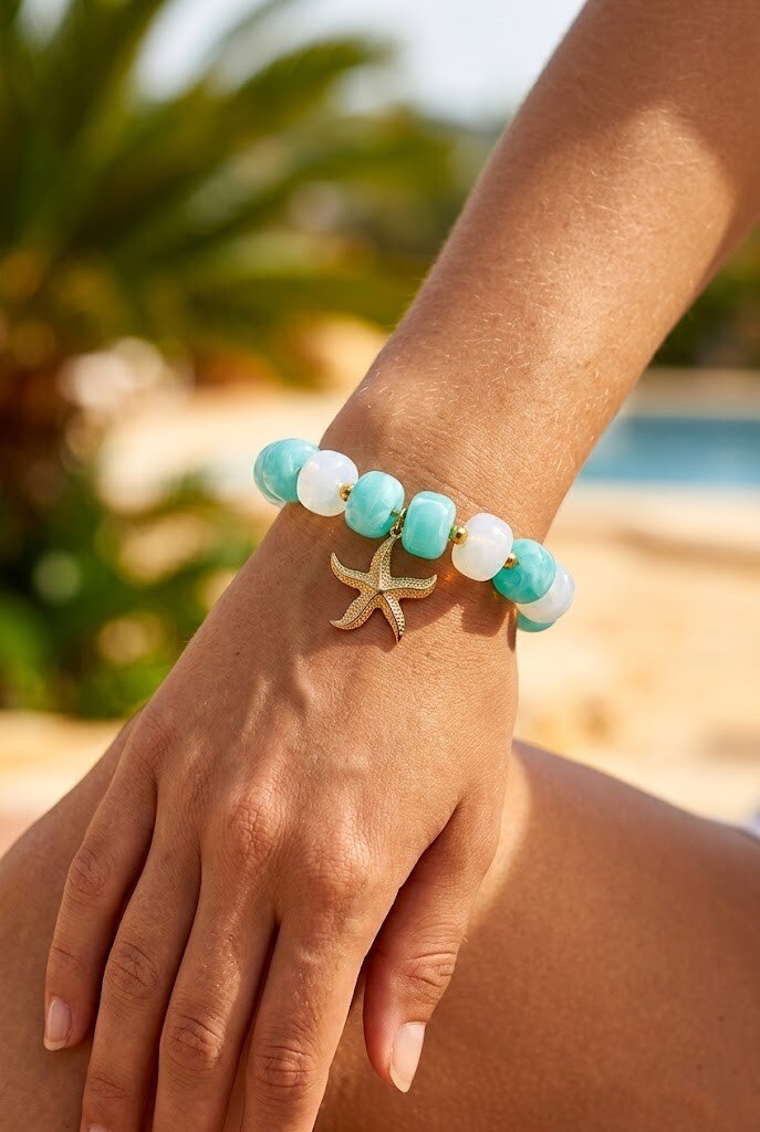 Grossiste WEC - Bracelet élastique Étoile de Mer en Acier Doré & Perles de Verre Émaillées