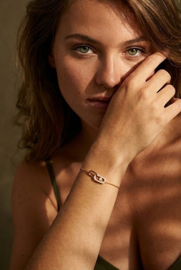 Grossiste WEC - Bracelet Éclat Infini en Acier Inoxydable – L’Élégance Intemporelle