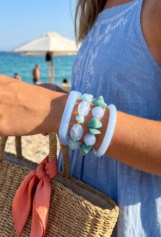 Grossiste WEC - Lot de 4 Bracelets Bohèmes en Résine – Collection Bleu Azur